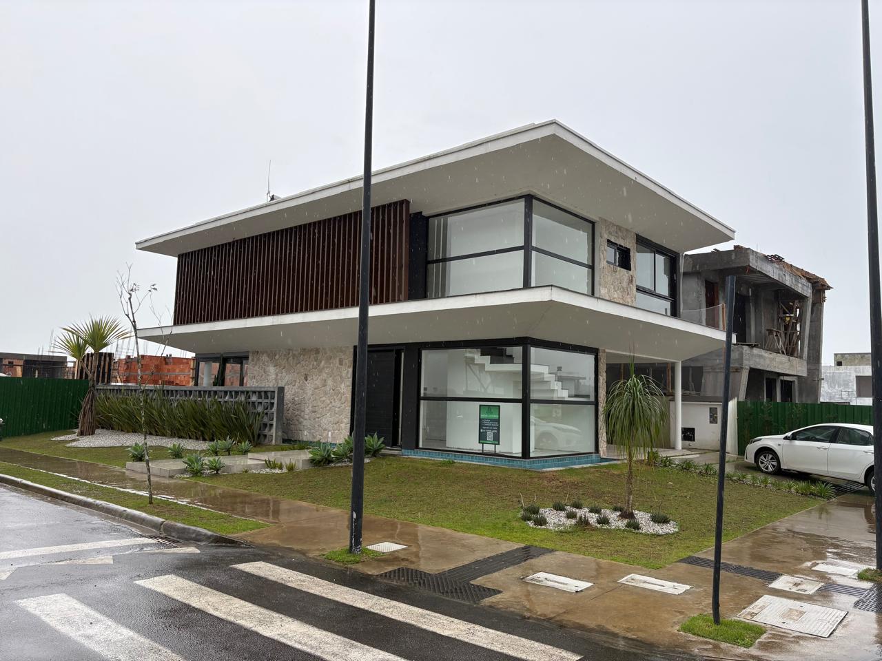 Sobrado em Porto Belo Sc — Viva park porto belo, Porto Belo